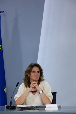 La vicepresidenta tercera y ministra para la Transición Ecológica y el Reto Demográfico, Teresa Ribera, interviene en una rueda posterior al Consejo de Ministros en el Complejo de la Moncloa, a 1 de agosto de 2022, en Madrid (España). El Gobierno  ha ap