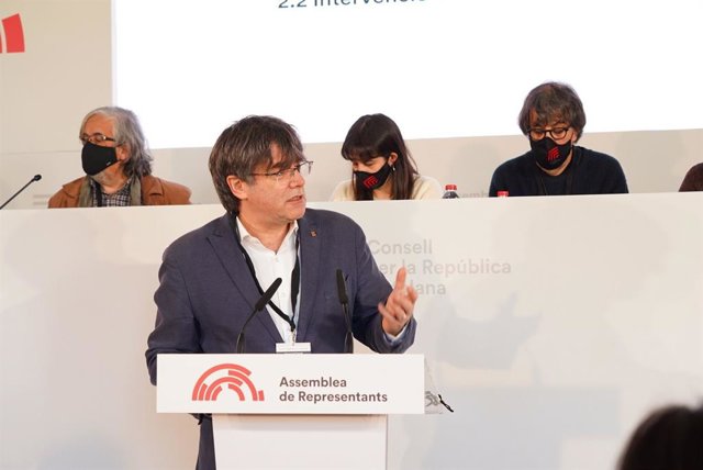 Archivo - L'expresident de la Generalitat Carles Puigdemont