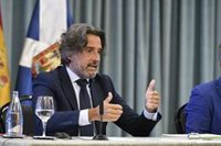 El presidente del Parlamento de Canarias participa como ponente en los cursos de la Universidad Menéndez Pelayo