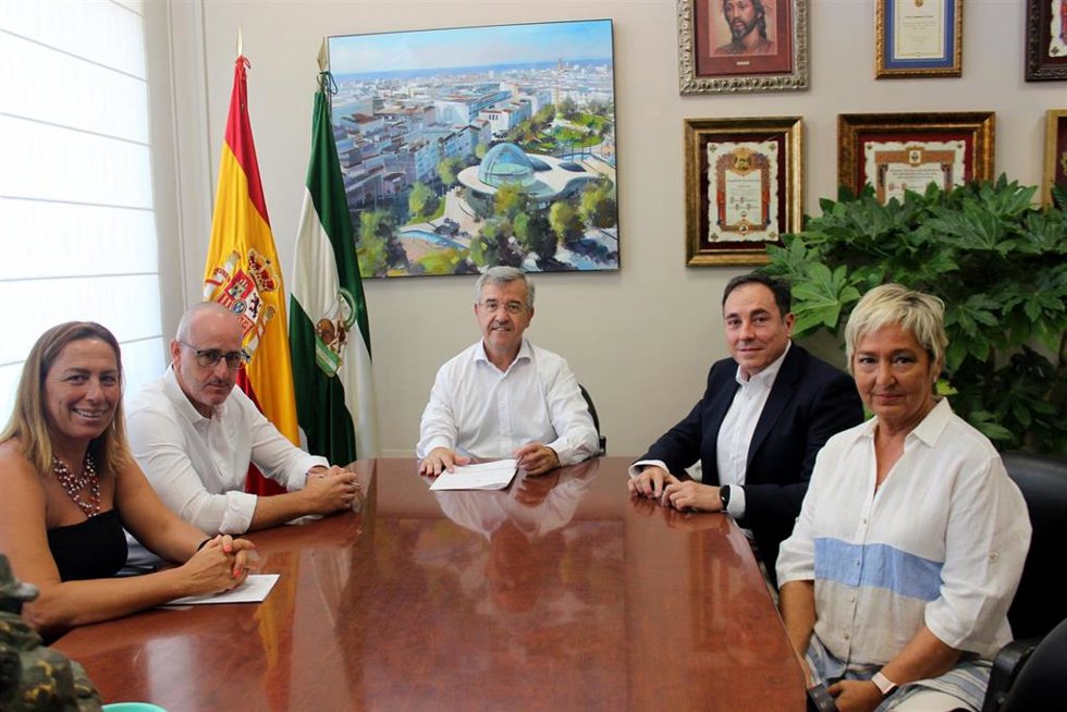 El Ayuntamiento de Estepona y Fdapa ofrecen en agosto escuelas de verano para más de 500 alumnos