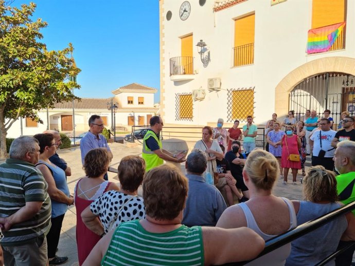 Reunión de Ayuntamiento de Láchar y Aguasvira con vecinos el pasado domingo