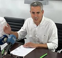 Zuloaga se felicita de los "extraordinarios" datos del paro de julio en Cantabria: "Continúa la buena tendencia"