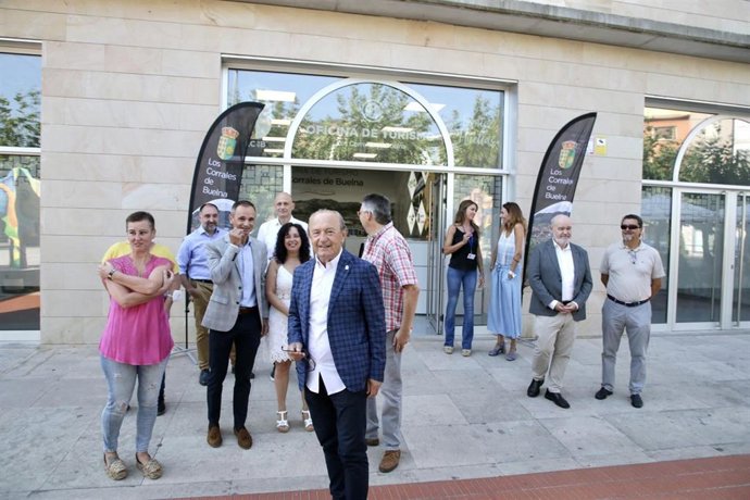 Inauguración de la Oficina de Información Turística de Los Corrales de Buelna