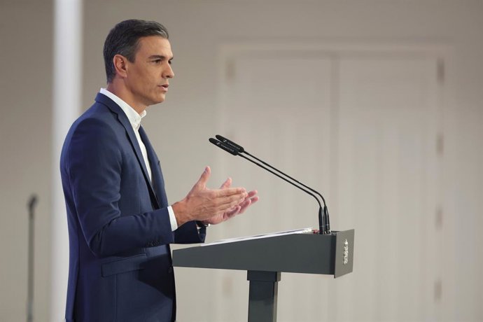 El presidente del Gobierno, Pedro Sánchez, presenta el primer informe de rendición de cuentas 2022 del Gobierno de España, en el Complejo de La Moncloa, a 29 de julio de 2022, en Madrid (España). El presidente del Gobierno hace balance del curso polític