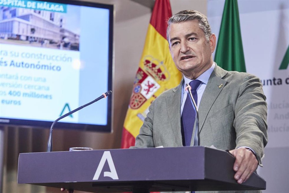 El consejero de Presidencia, Interior y Diálogo Social de la Junta de Andalucía, Antonio Sanz