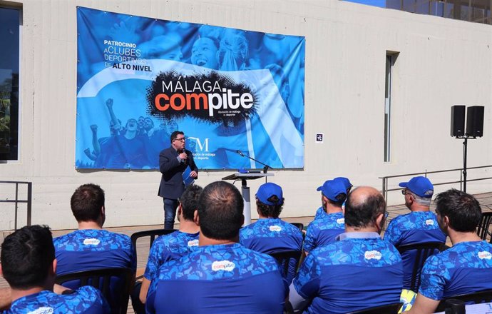 Archivo - Imagen de archivo del acto de presentación de clubes patrocinados por el Plan Málaga Compite en el año 2020