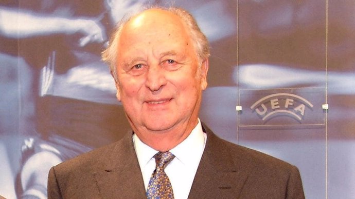 Hans Bangerter, secretario general de la UEFA de 1960 a 1988