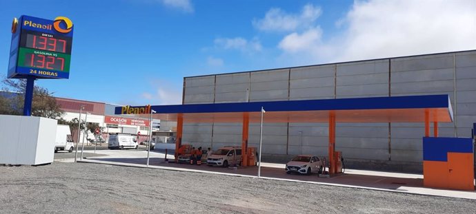 Plenoil instala una de sus  estaciones de servicio automáticas en Agüimes (Gran Canaria)