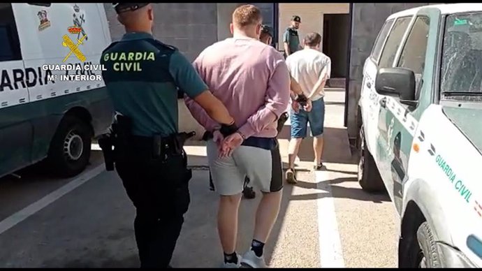 Nota De Prensa Hoy 03 De Agosto: Detenidos Por Robos, Falsificación Documentos Y Contra La Seguridad Vial