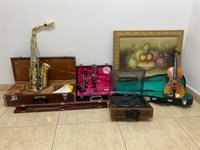 Tres detenidos acusados de robar en un domicilio de Vall d'Uixó varios instrumentos de música