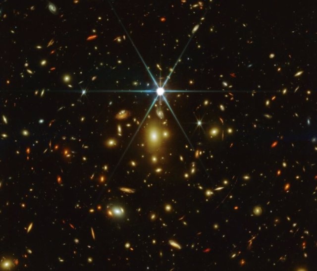 Observación de la estrella Earendel con el telescopio James Webb