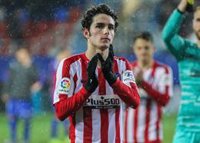El Atlético de Madrid renueva a Sergio Camello hasta 2026 y le cede al Rayo Vallecano