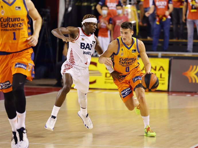 Archivo - Neno Dimitrijevic durante un partido del Valencia Basket ante el BAXI Manresa en la Liga Endesa 2021-2022