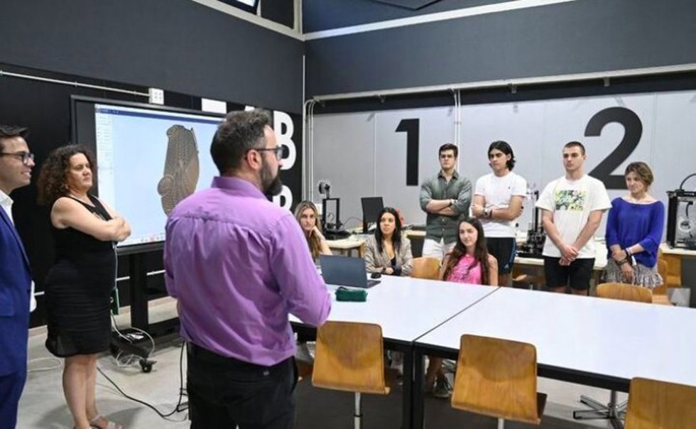 El vehículo estará compuesto por 210 piezas de cartón cortadas a láser.