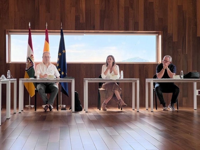 La Comisión de Flujos Migratorios se reúne de cara al buen desarrollo de la campaña de vendimia