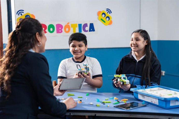 Desde el 8 de agosto al 8 de septiembre, pueden postular Organizaciones de la Sociedad Civil (OSC) y entidades educativas públicas o privadas de cualquier nivel educativo que estén registradas.