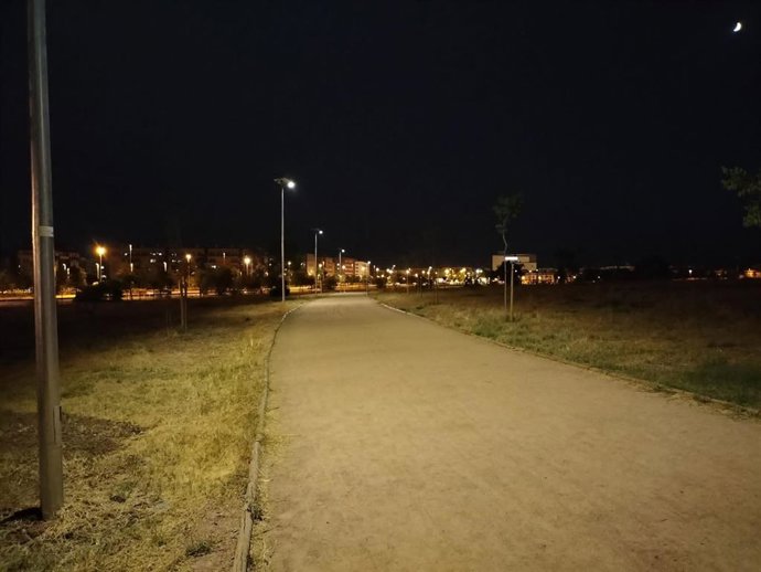 Alumbrado público en el Parque del Flamenco.