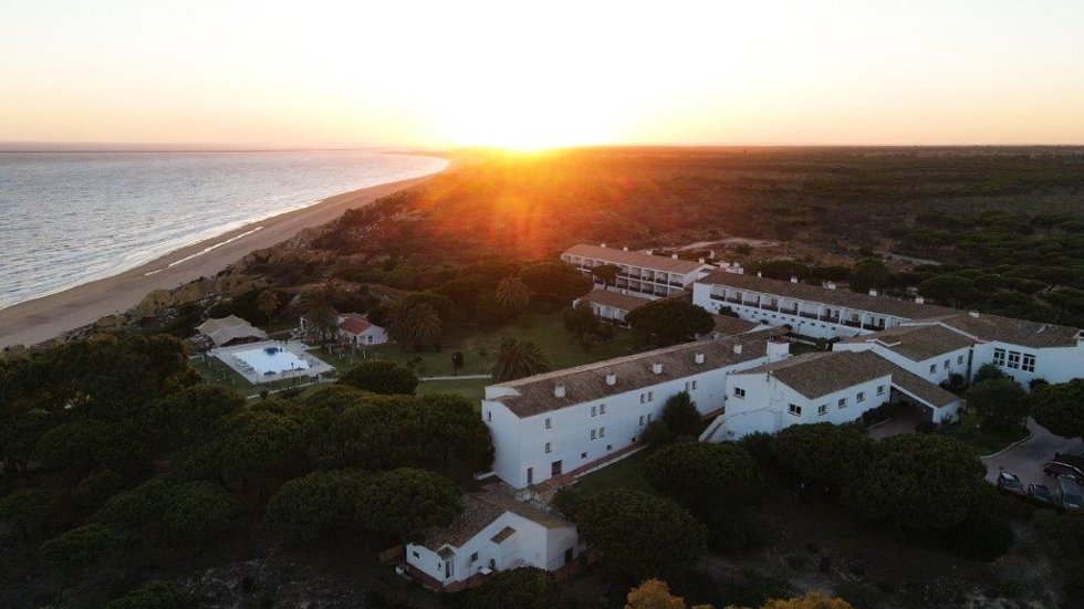 Paradores extiende a Mazagón su programa de experiencias sostenibles 'Naturaleza para los sentidos'