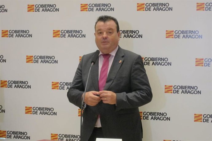 El presidente de la Federación Aragonesa de Municipios, Comarcas y Provincias y alcalde de Zuera, Luis Zubieta.