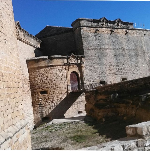 Archivo - Exterior del Castillo de Sabiote.