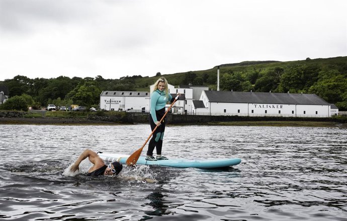 Katie Tunn & Ross Edgley arrive at the launch of the new Talisker visitor experience
