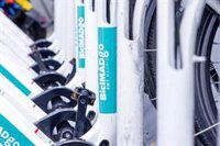 El PSOE critica que Almeida "mime y publicite" un servicio de bicicletas privado que compite con BiciMAD