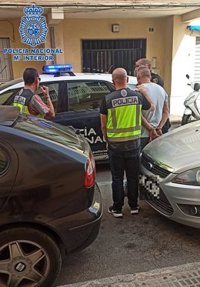 En prisión el presunto autor de robos en El Puerto (Cádiz) intimidando con una pistola simulada y un cuchillo