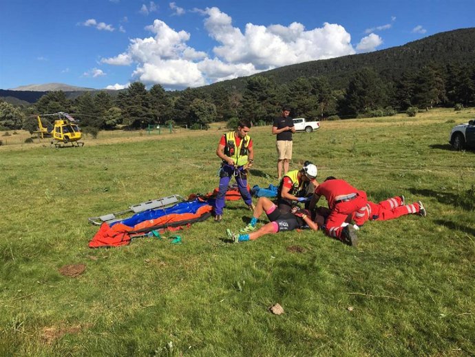 Uno de los rescates que el 112 ha realizado de ciclistas accidentados.