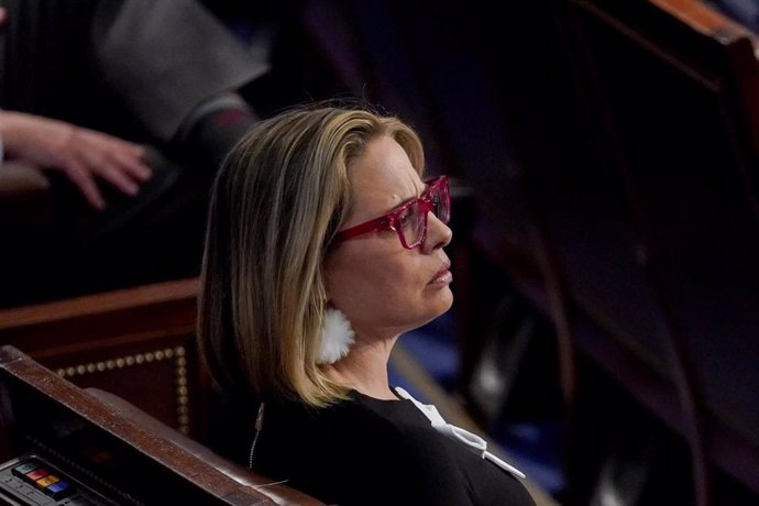 La senadora demócrata por Arizona Kyrsten Sinema