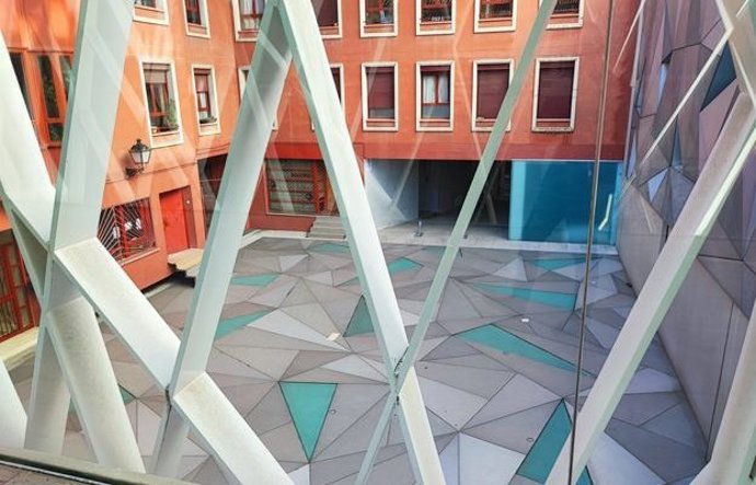 Simulación de la adecuación de espacios en el Centro Cultural Clara del Rey.