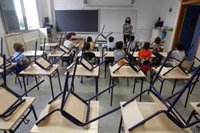 La Generalitat aprueba la reducción temporal de tasas educativas y adapta las nuevas enseñanzas de la LOMLOE