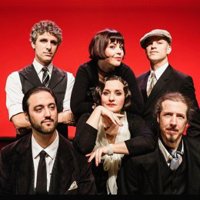 Almuñécar (Granada) acoge este fin de semana la obra 'Emma, Oliver y Andrés' y el concierto de Antílopez