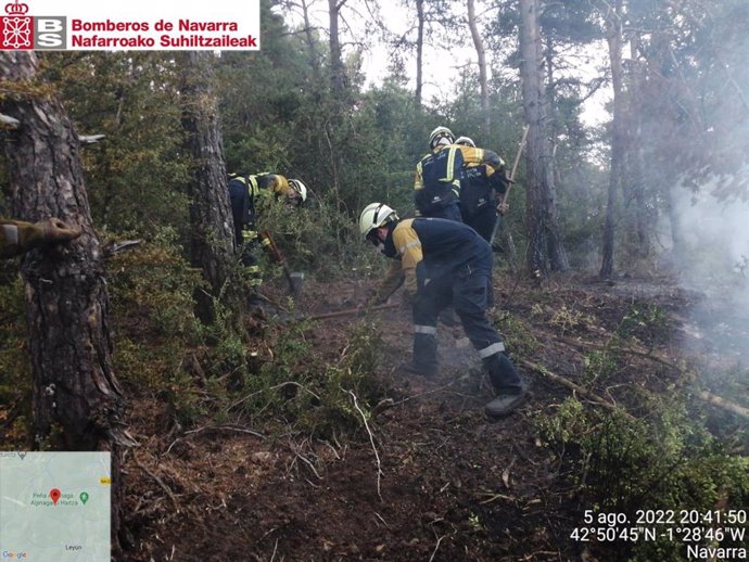 Imagen de las labores de extinción del incendio