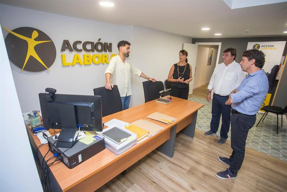 Ayuntamiento de Huelva estudiará líneas de colaboración para aprovechar el trabajo que realiza Acción Laboral en la ciudad