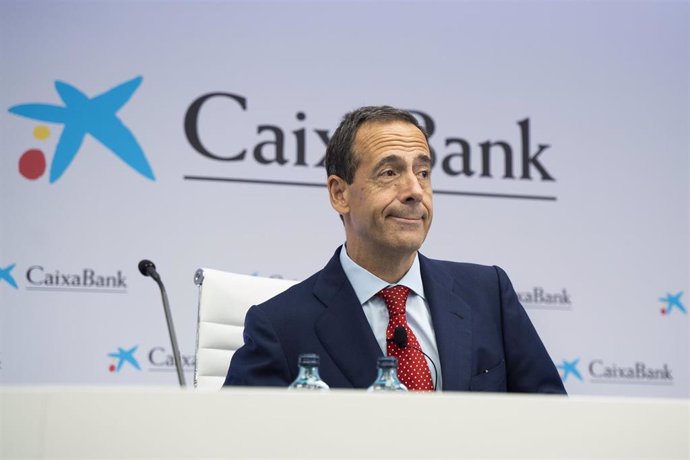 El consejero delegado de CaixaBank, Gonzalo Gortázar, presenta los resultados de la entidad del primer semestre de 2022, en el edificio de CaixaBank, a 29 de julio de 2022, en Valencia, Comunidad Valenciana (España).