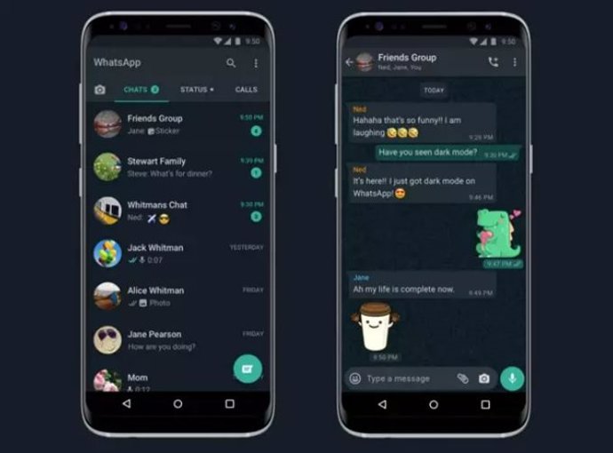 Chats de WhatsApp con el modo oscuro de la aplicación