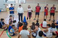 Arranca en el polideportivo Diego Lobato de Huelva el segundo ciclo de la Escuela de Verano de Baloncesto