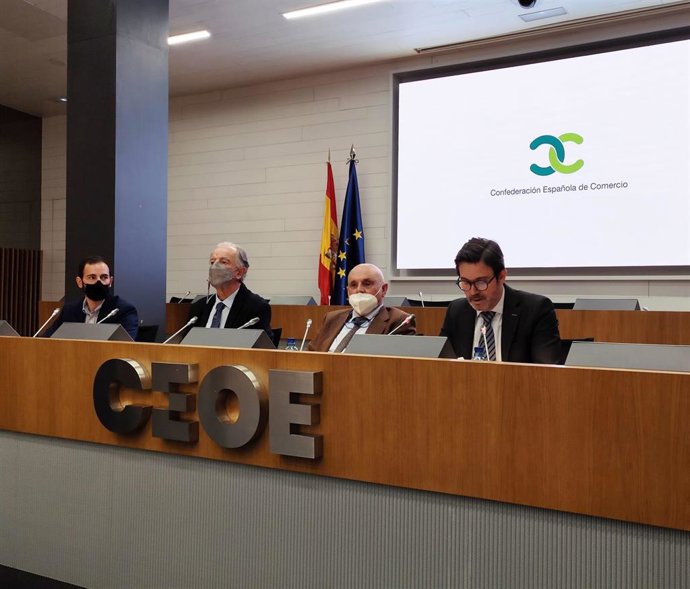 Archivo - Rafael Torres,  presidente de la Confederación Española de Comercio (CEC)