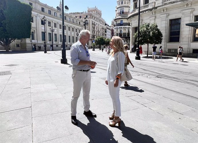 Aumesquet ante la avenida de la Constitución