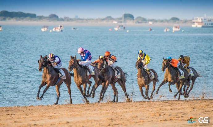 Archivo - Carrera de caballos de Sanlúcar