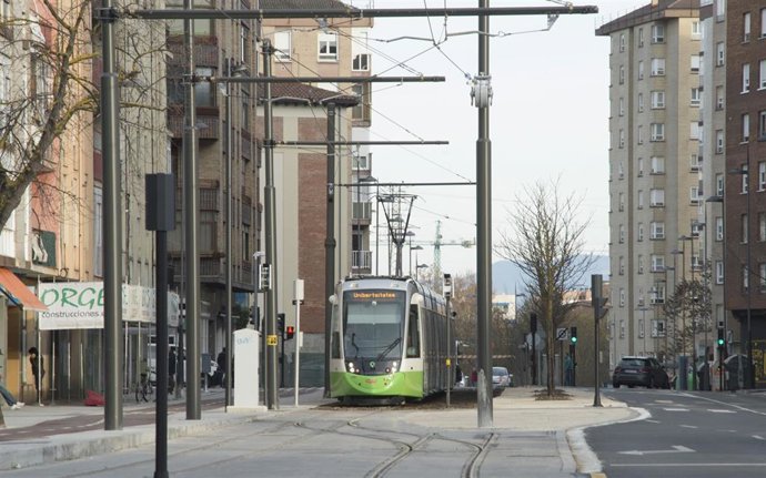 Archivo - Tranvía de Vitoria