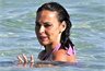 Olga Moreno presume de tipazo en bikini durante sus vacaciones de soltera con Marta López en Ibiza