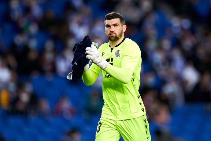 Archivo - Mathew Ryan of Real Sociedad reacts during the UEFA Europa League Knockout Round Play-Offs Leg One match between, Real Sociedad and RB Leipzig at Reale Arena on 24 of February, 2022 in San Sebastian, Spain.
