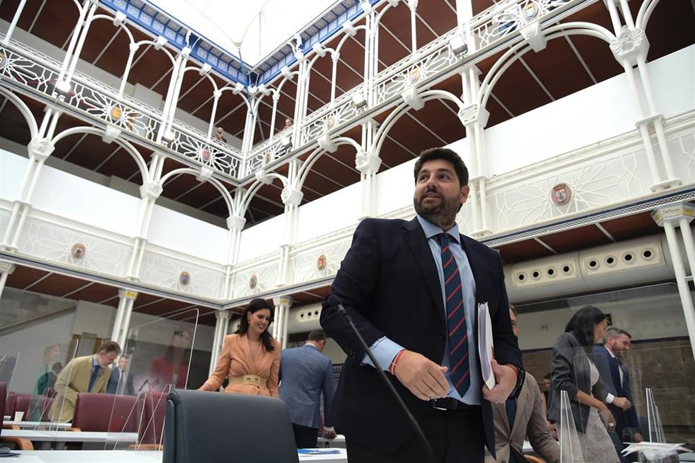 Archivo - Foto de archivo del presidente de la Comunidad, Fernando López Miras