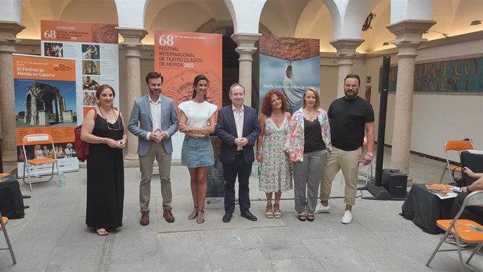 Presentación de la programación del Festival de Mérida en el yacimiento de Cáparra.