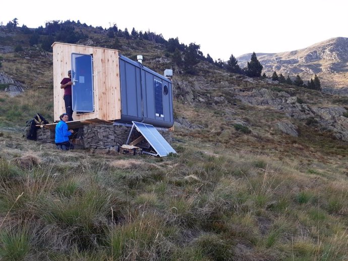 El Govern instala una cabaña transportable en Tavascan (Lleida) en zona de presencia del oso pardo