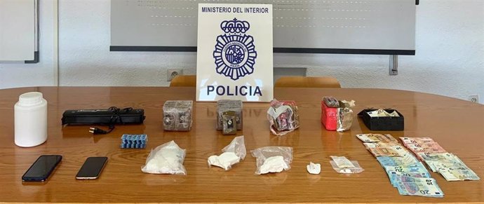Drogas incautadas por la Policía Nacional en el Palmar de Vejer (Cádiz)