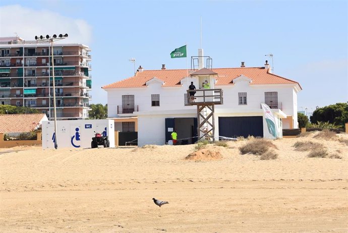 Archivo - Imagen del Servicio de Playas de Pumta Umbría (Huelva). Archivo. 