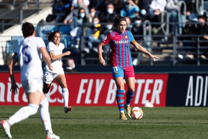 Archivo - Alexia Putellas of FC Barcelona in action during the spanish women league, Primera Iberdrola, football match played between Real Madrid and FC Barcelona at Alfredo di Stefano stadium on December 12, 2021, in Valdebebas, Madrid, Spain.