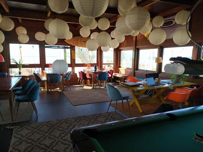 Archivo - Dos chiringuitos de playa en Ayamonte, primeros de España en lograr la certificación de accesibilidad integral